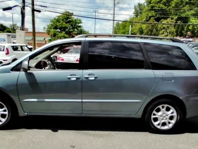 Used 2005 Toyota Sienna XLE Limited