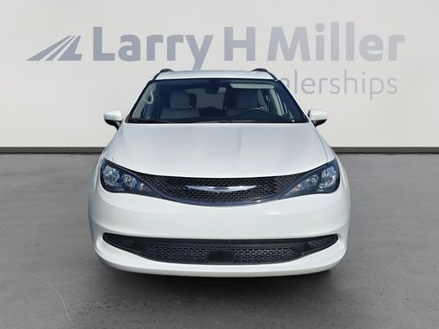 Used 2021 Chrysler Voyager Lxi image 8