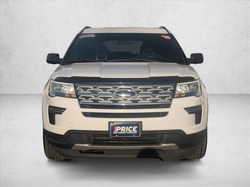 Used 2018 Ford Explorer XLT image 9