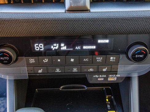 New 2026 Subaru Outback Premium image 21