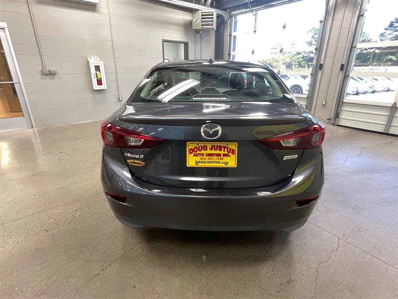 Used 2016 MAZDA MAZDA3 i Grand Touring FWD image 4