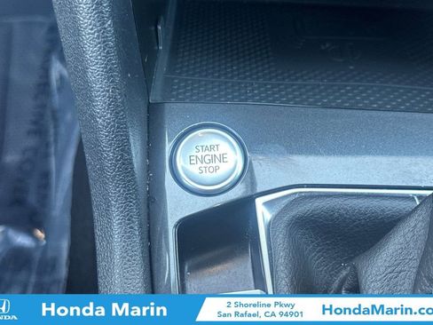 Used 2022 Volkswagen Tiguan SE image 27
