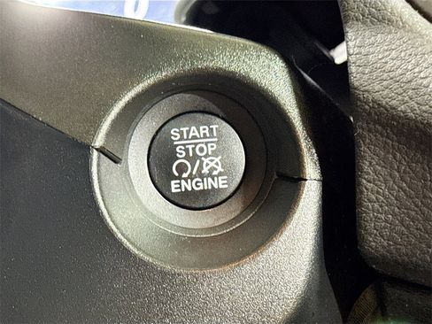 Used 2020 Jeep Compass Latitude w/ Popular Equipment Group image 16