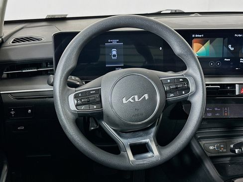 Used 2025 Kia K5 LXS image 18