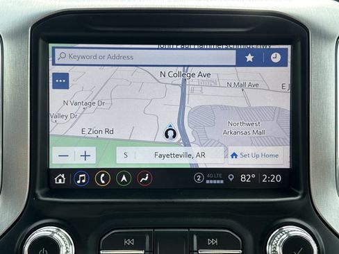 Used 2022 GMC Sierra 1500 SLT image 8