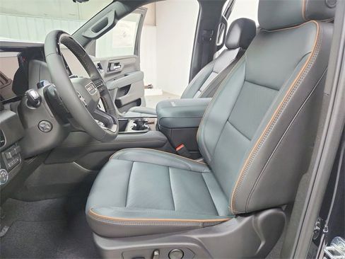 New 2026 GMC Yukon AT4 image 19