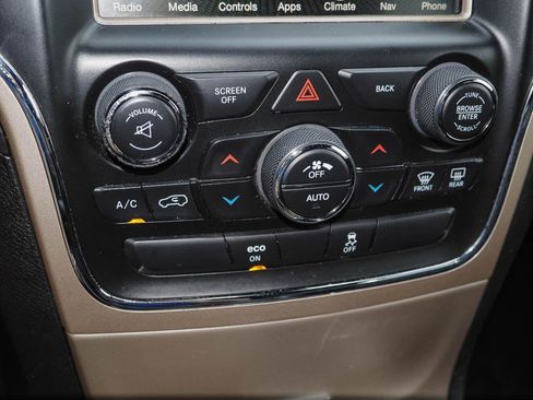 Used 2014 Jeep Grand Cherokee Altitude AWD/4WD image 14