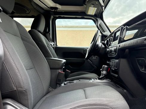 Used 2020 Jeep Wrangler Unlimited Sport AWD/4WD image 18