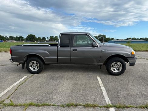 Used 2000 MAZDA B-Series Pickup 2WD Cab Plus B3000 image 4