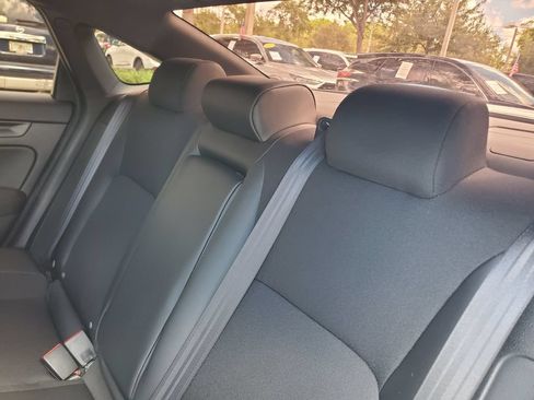 Used 2025 Honda Civic Sport image 10