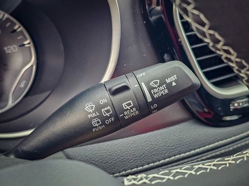 New 2026 Chrysler Pacifica Select image 18