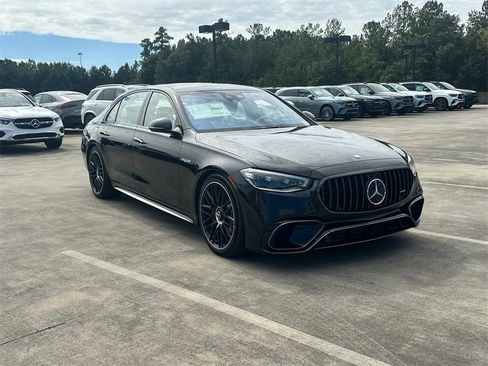 New 2026 Mercedes-Benz S 63 AMG S image 2