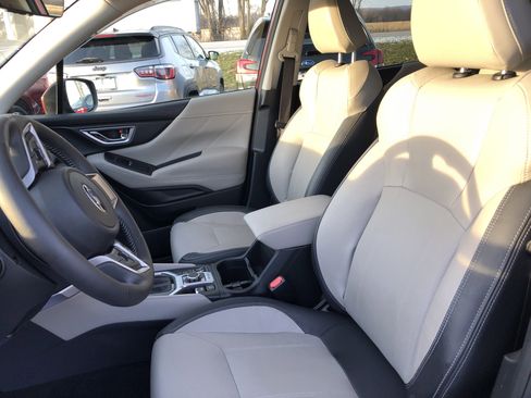 Used 2019 Subaru Forester Limited w/ Popular Package #3 image 25