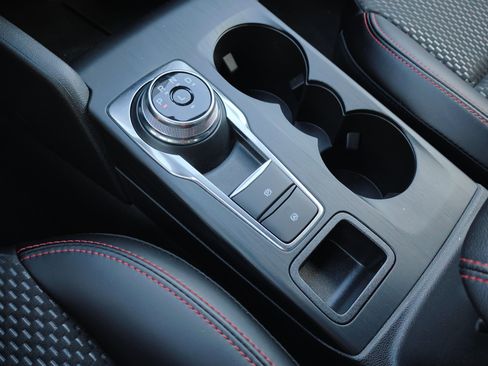 Certified 2024 Ford Escape ST-Line w/ Equipment Group 301A image 22