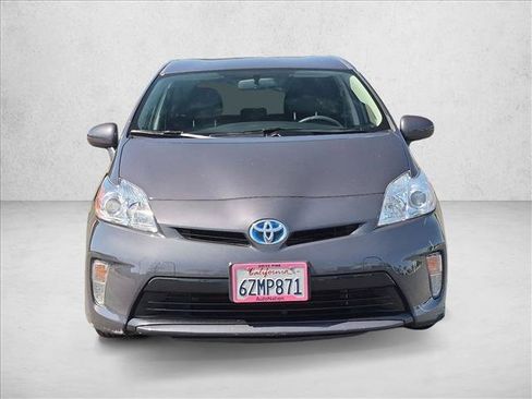 Used 2013 Toyota Prius Two FWD image 2