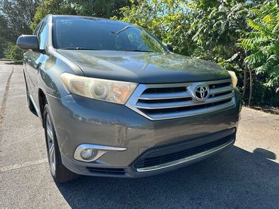 Used 2011 Toyota Highlander Limited w/ Tow Pkg