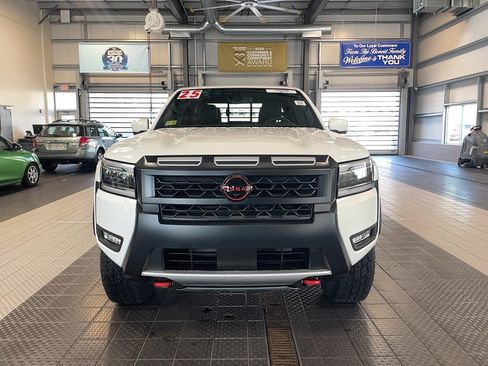 Certified 2025 Nissan Frontier PRO-4X w/ Pro Premium Package AWD/4WD image 2
