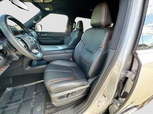 Used 2025 Nissan Armada SL w/ Captain's Chari Seat Package image 24