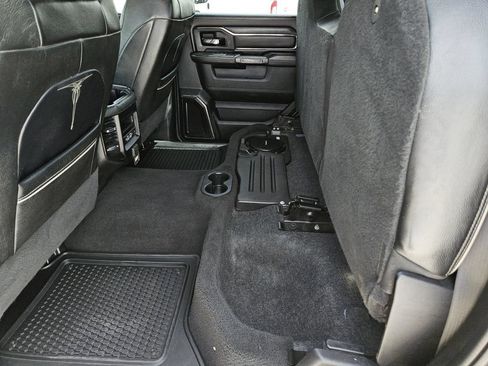 Used 2022 RAM 3500 Limited AWD/4WD image 40