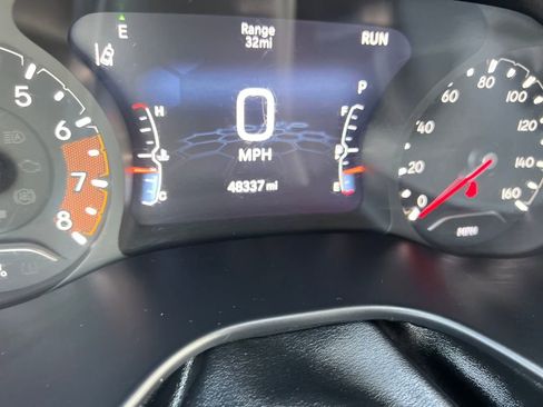 Used 2022 Jeep Compass Limited image 14