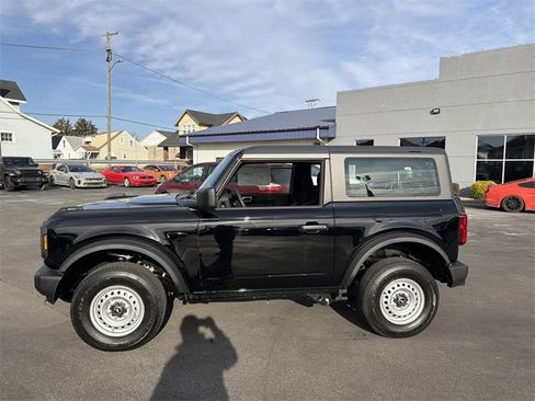New 2025 Ford Bronco 2-Door image 8