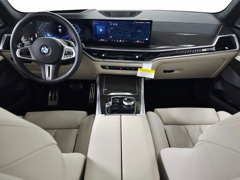 Used 2025 BMW X5 M60i AWD/4WD image 15