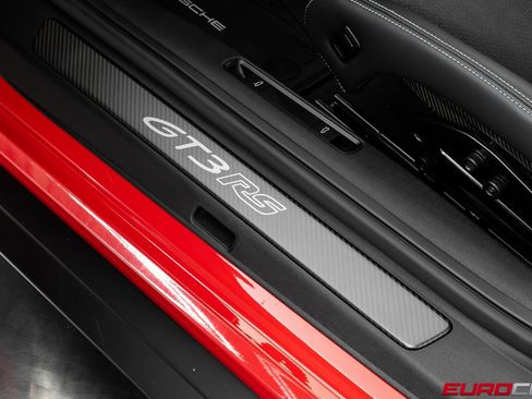 Used 2025 Porsche 911 GT3 RS image 53