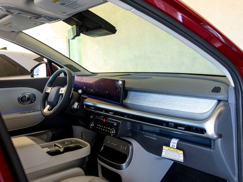 New 2026 Hyundai Ioniq 9 Limited image 30