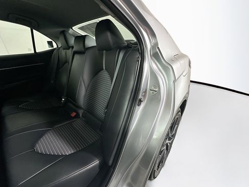 Used 2024 Toyota Camry SE image 25