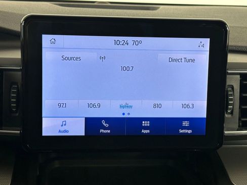Used 2020 Ford Explorer XLT w/ Equipment Group 202A image 25