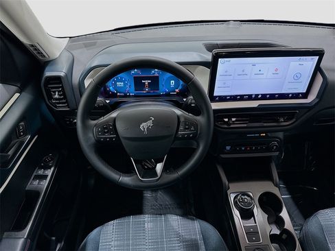 Used 2025 Ford Bronco Sport Heritage w/ Convenience Package image 21