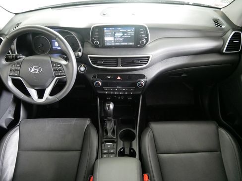 Used 2021 Hyundai Tucson Limited image 10