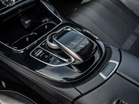 Used 2017 Mercedes-Benz E 300 4MATIC image 30