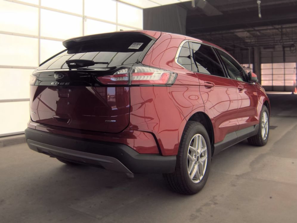 Used 2024 Ford Edge SEL w/ Convenience Package AWD/4WD image 5