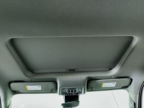 Used 2024 GMC Sierra 2500 Denali w/ Denali Reserve Package image 23