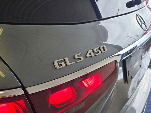 Used 2024 Mercedes-Benz GLS 450 GLS 450 image 32