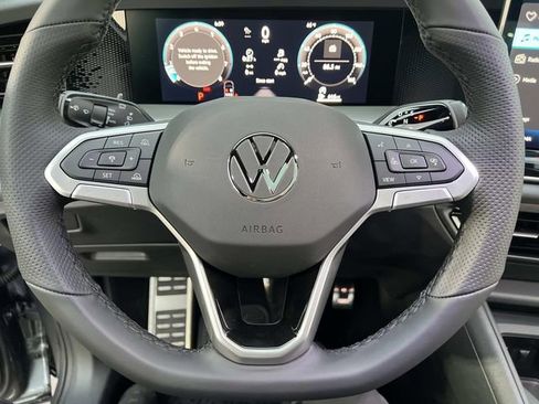 New 2026 Volkswagen Tiguan SE R-Line image 14