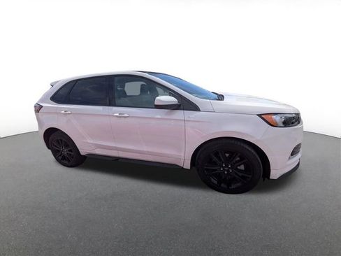 Used 2022 Ford Edge ST-Line w/ Class II Trailer Tow Package AWD/4WD image 6