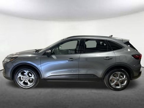 Used 2025 Ford Escape ST-Line image 2