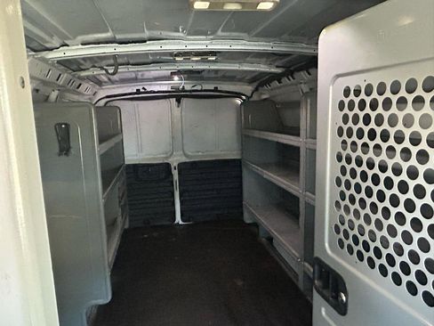 Used 2020 Chevrolet Express 2500 w/ Driver Convenience Package image 28