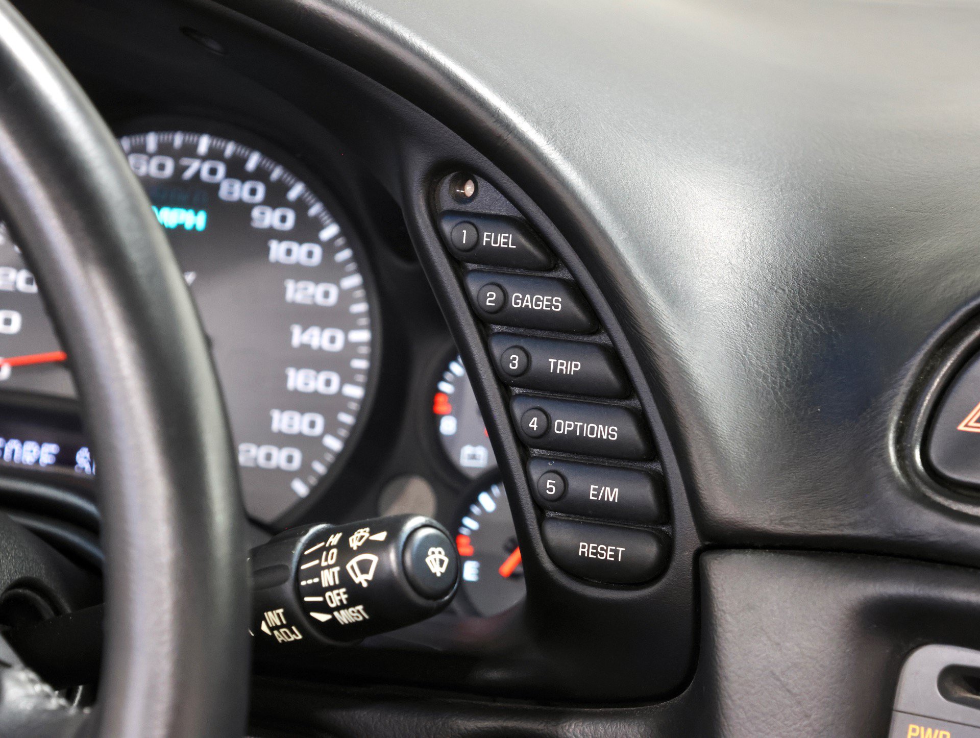 Used 2004 Chevrolet Corvette Convertible w/ Preferred Equipment Group RWD image 20