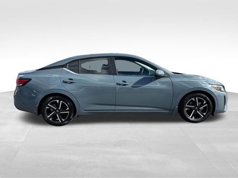 Used 2024 Nissan Sentra SV image 8