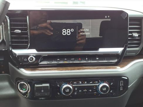 New 2026 GMC Sierra 1500 Elevation w/ LPO, GMC Protection Package image 20