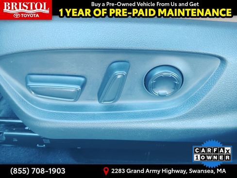 Used 2021 Toyota Avalon Limited image 21