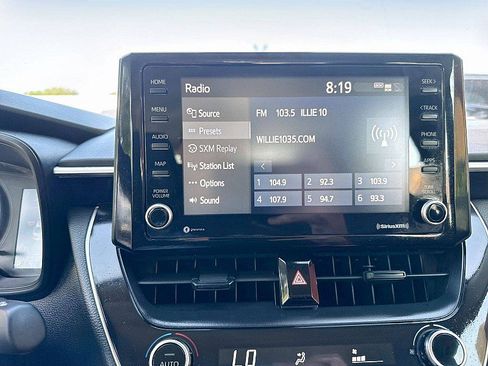 Used 2022 Toyota Corolla LE FWD image 13