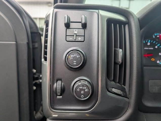 Used 2019 Chevrolet Silverado 1500 LT w/ All Star Edition AWD/4WD image 18