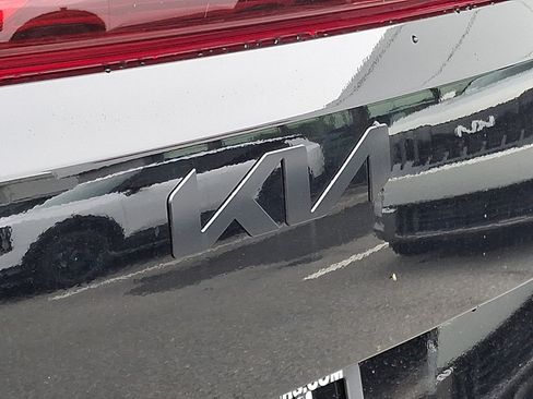 New 2026 Kia Carnival SX Prestige FWD image 20