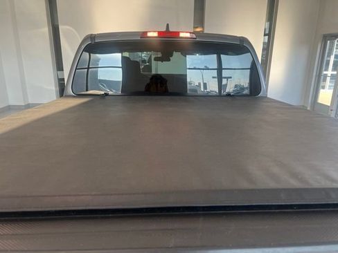 Used 2022 Nissan Frontier S w/ Technology Package AWD/4WD image 28