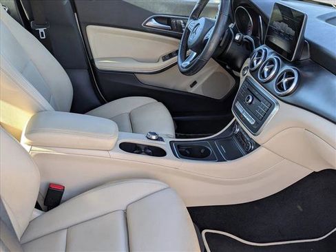 Used 2019 Mercedes-Benz CLA 250 4MATIC image 18