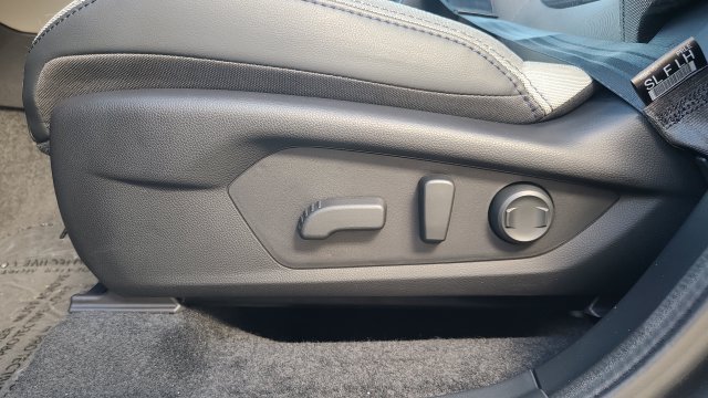 New 2026 Subaru Forester Premium AWD/4WD image 12